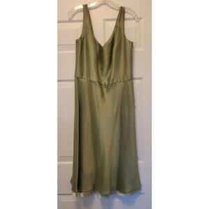 Ann Taylor Dress Size 12 $188 Green V-Neck Lined Sleeveless Shirred A-Line
